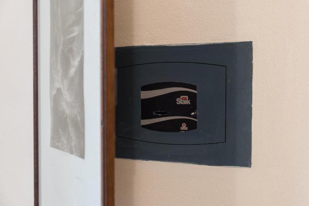 The Hobbit Guelfa Apartment Firenze Bagian luar foto