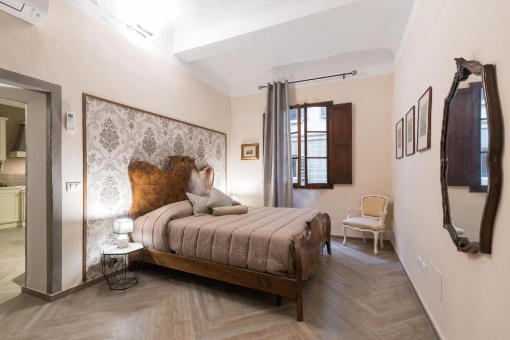 The Hobbit Guelfa Apartment Firenze Bagian luar foto