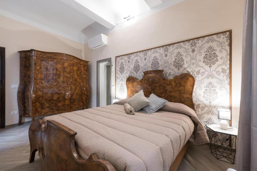 The Hobbit Guelfa Apartment Firenze Bagian luar foto
